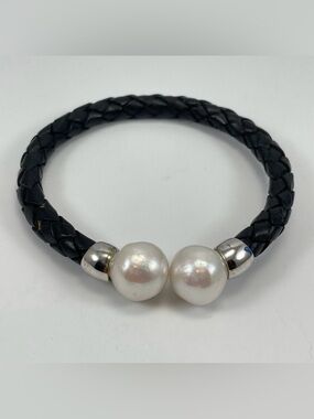 Alisio Edison Pearl Leather Bracelet 6.5” Open Cuff Flexible Bracelet